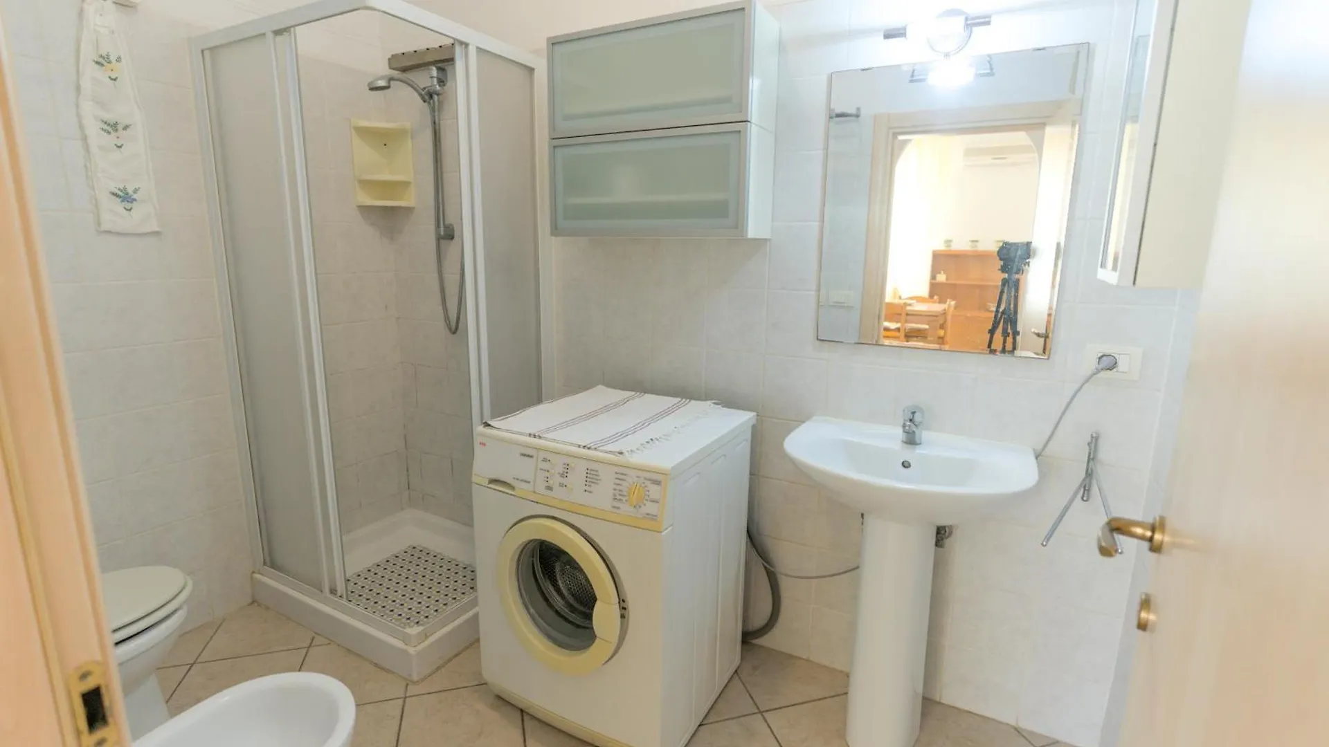 Apartment Appartamenti Vacanze Roberta San Vincenzo