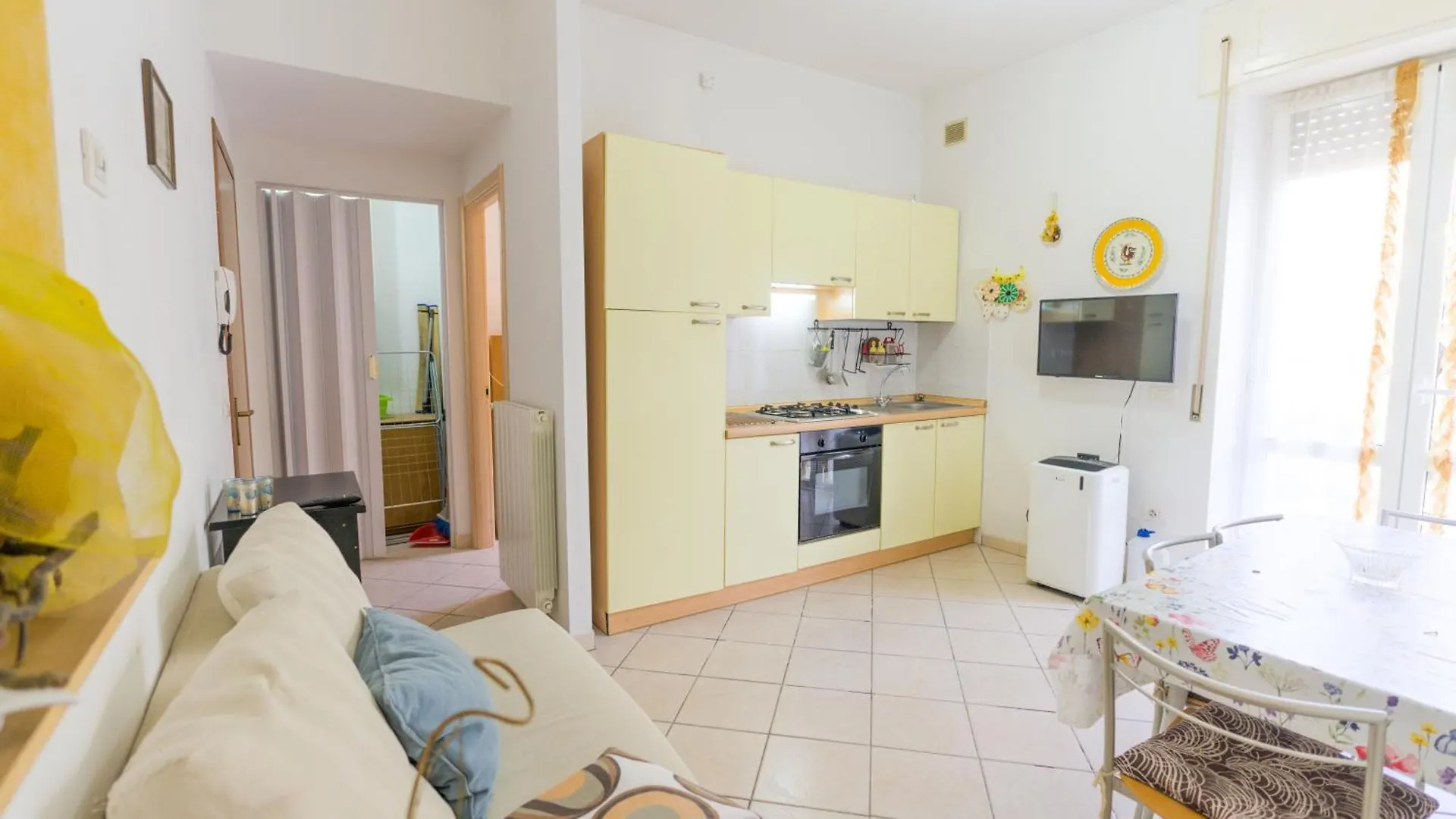 Appartamenti Vacanze Roberta San Vincenzo 0*,  Olaszország